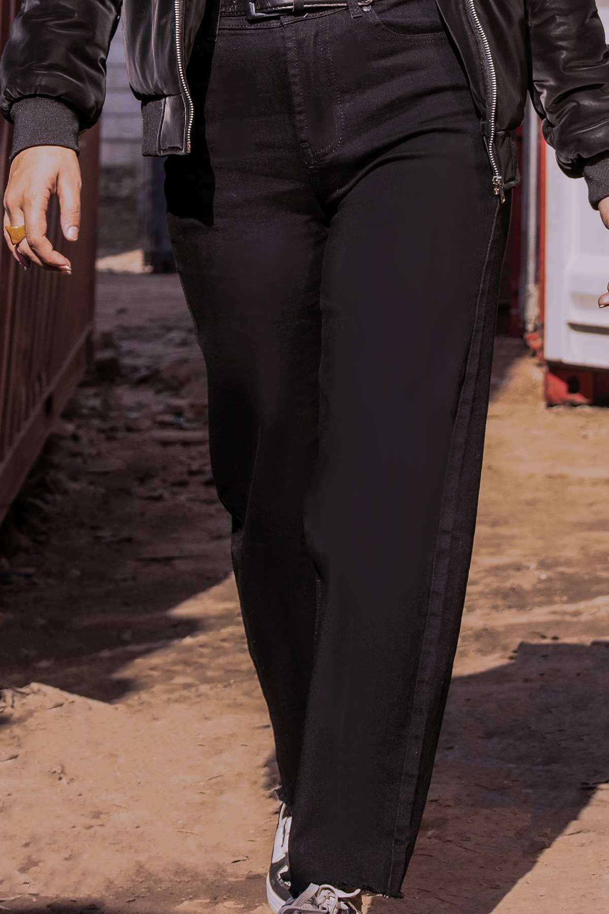 MM Urban Ease Jeans (Bold Black)