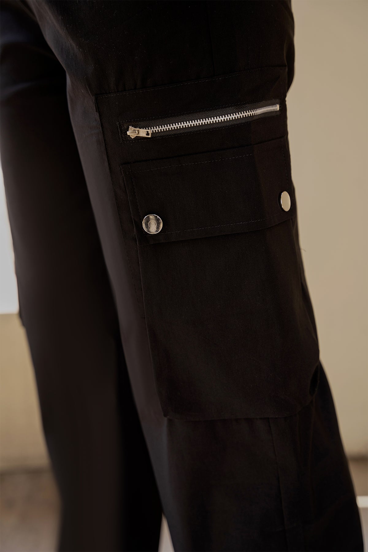 Urban Drift Women Cargo Trousers (Jet Black Urban Cargo)